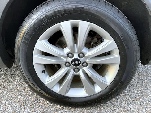 Used 2017 Lincoln MKX Reserve AWD/4WD image 24