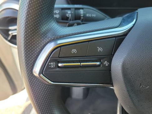 Used 2025 Chevrolet Equinox EV LT FWD image 28