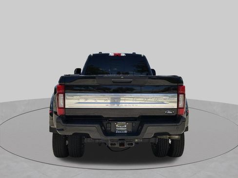 Used 2022 Ford F350 Platinum AWD/4WD image 5