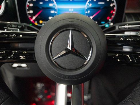 New 2026 Mercedes-Benz GLC 300 image 20