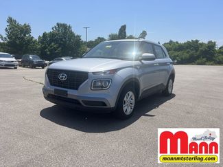 Used 2021 Hyundai Venue SE image 1