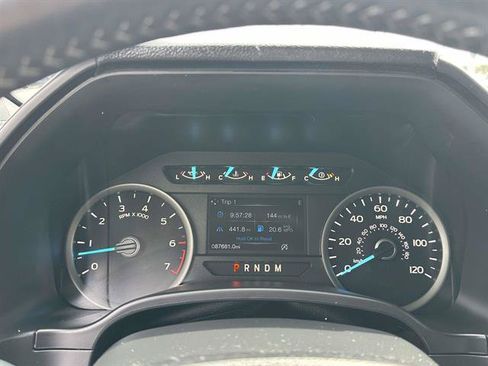 Used 2020 Ford F150 XLT w/ Equipment Group 302A Luxury AWD/4WD image 15