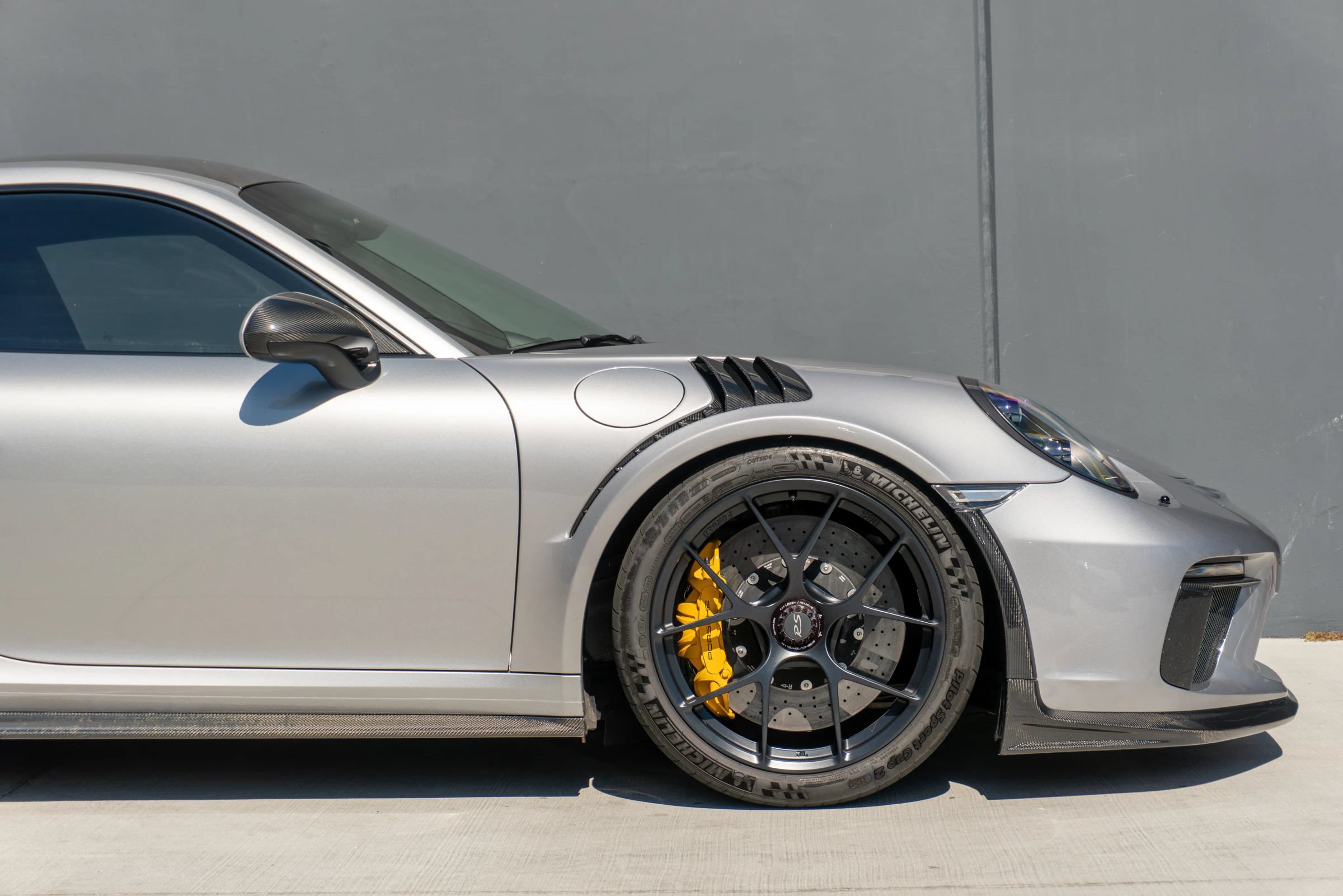 Used 2019 Porsche 911 GT3 RS RWD image 32