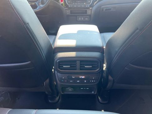Used 2025 Honda Ridgeline Black Edition image 34