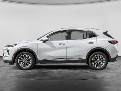 Used 2024 Buick Envision Preferred AWD/4WD image 3