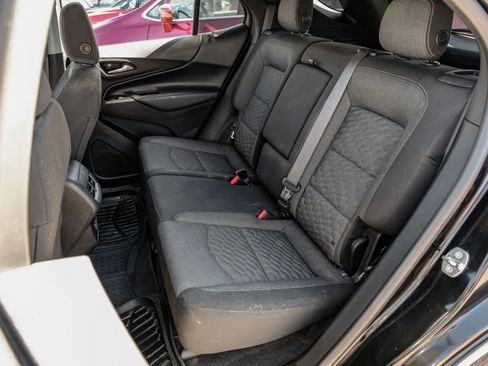 Used 2018 Chevrolet Equinox LT image 44