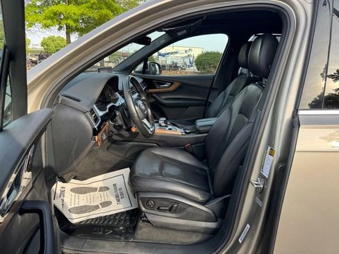 Used 2017 Audi Q7 3.0T Premium Plus AWD/4WD image 16