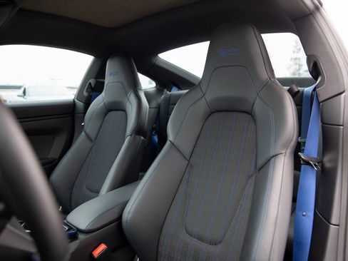 Certified 2025 Porsche 911 Carrera T image 5