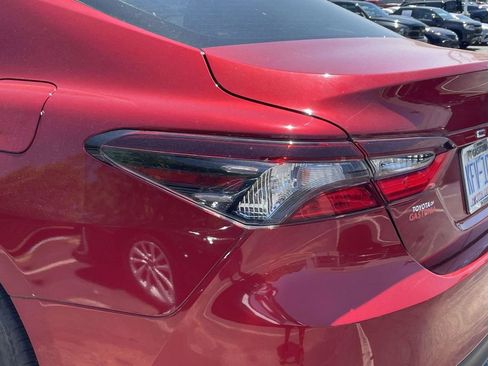 Used 2023 Toyota Camry LE FWD image 13
