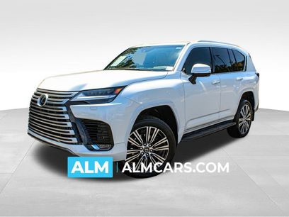 Used 2024 Lexus LX 600 4WD w/ Luxury Package