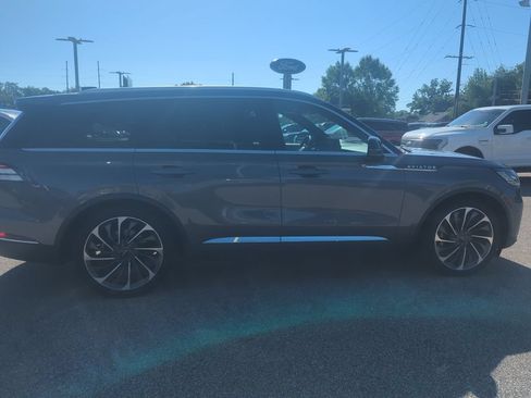 Used 2025 Lincoln Aviator Reserve w/ Equipment Group 201A AWD/4WD image 5