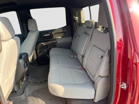 Used 2022 Chevrolet Silverado 1500 LT Trail Boss w/ Convenience Package II image 17