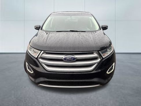 Used 2017 Ford Edge Titanium w/ Equipment Group 301A AWD/4WD image 6