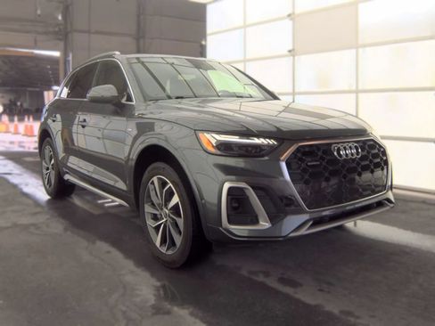 Used 2023 Audi Q5 2.0T Prestige w/ Prestige Package AWD/4WD image 5