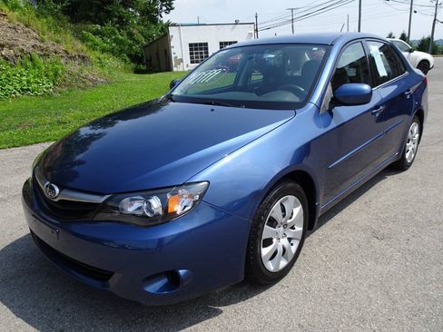 Used 2011 Subaru Impreza 2.5i AWD/4WD image 2