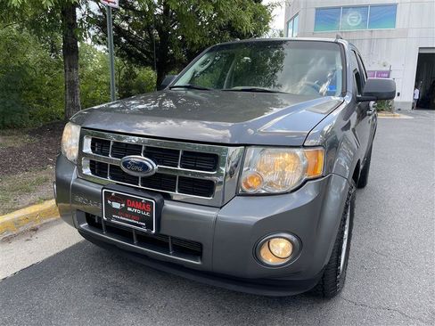 Used 2010 Ford Escape XLT FWD image 4