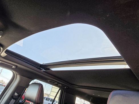 Used 2023 Ford Expedition Limited image 28