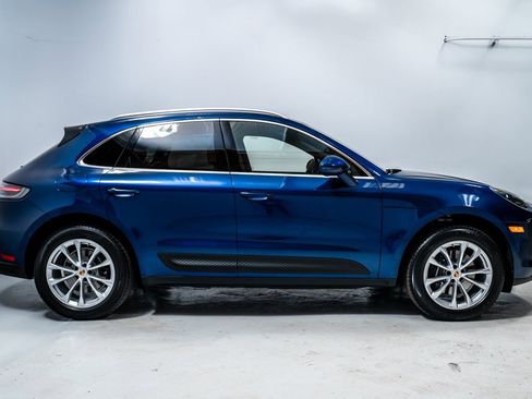 Used 2025 Porsche Macan image 8