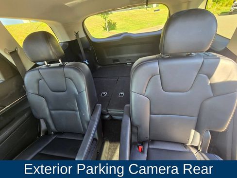 Used 2025 Kia Telluride S FWD image 12