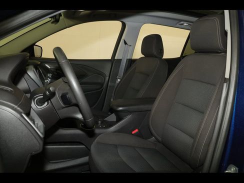 Used 2022 GMC Terrain SLE w/ Driver Convenience Package image 23