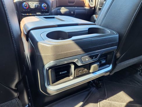 Used 2019 Chevrolet Silverado 1500 High Country AWD/4WD image 30