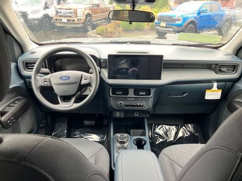 New 2025 Ford Maverick XL image 15