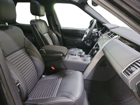 New 2026 Land Rover Discovery S AWD/4WD image 30
