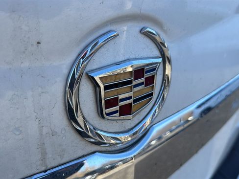 Used 2015 Cadillac SRX Luxury w/ Driver Awareness Package image 10