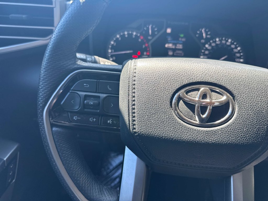 Used 2023 Toyota Tundra Limited AWD/4WD image 18