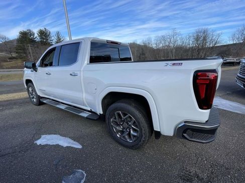 New 2026 GMC Sierra 1500 SLT w/ SLT Premium Plus Package AWD/4WD image 5
