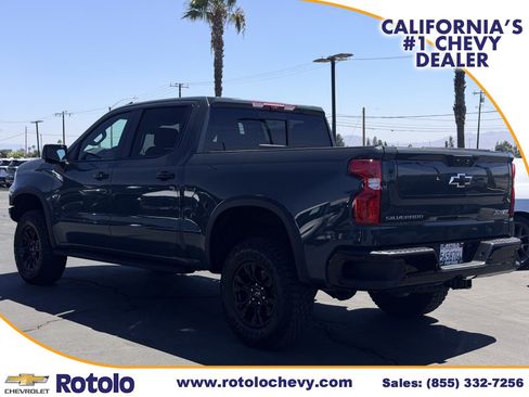 Used 2025 Chevrolet Silverado 1500 ZR2 AWD/4WD image 4