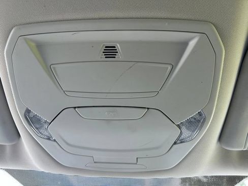 Used 2017 Ford Escape SE w/ Equipment Group 201A AWD/4WD image 34