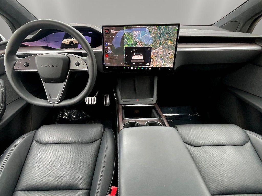 Used 2024 Tesla Model X AWD/4WD image 7