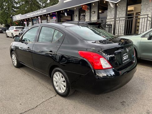 Used 2014 Nissan Versa S image 4