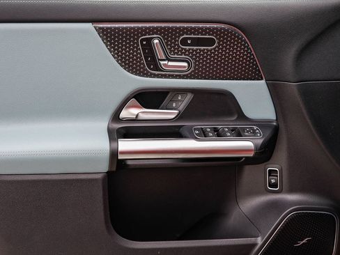 New 2026 Mercedes-Benz GLA 250 4MATIC image 21