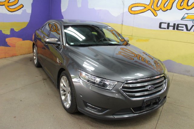 Used 2016 Ford Taurus Limited w/ Driver Assist Package AWD/4WD image 2