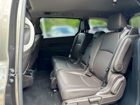 Used 2023 Honda Odyssey EX-L image 24
