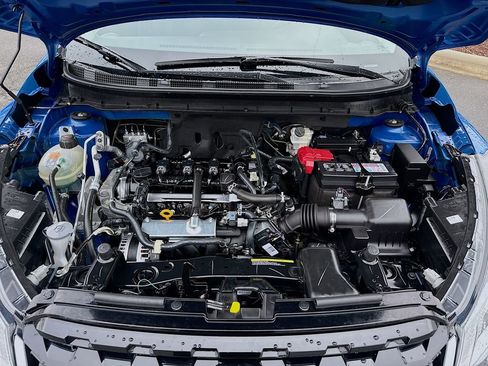 Used 2024 Nissan Kicks S image 23