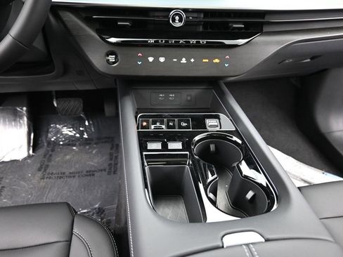 New 2025 Nissan Murano SL image 11