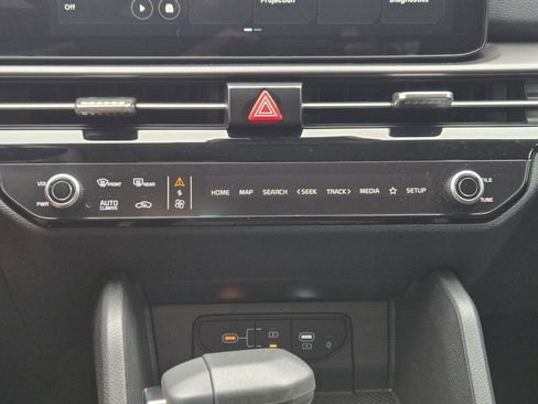 New 2026 Kia Sportage EX w/ EX Panorama Roof Package image 14