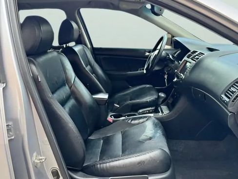 Used 2004 Honda Accord EX image 23