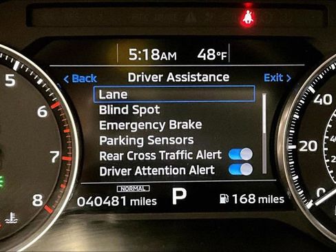 Used 2022 Mitsubishi Outlander ES image 36