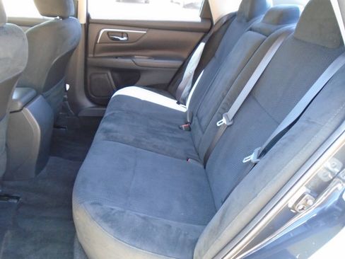 Used 2015 Nissan Altima 2.5 S w/ Power Driver Seat Package FWD image 10