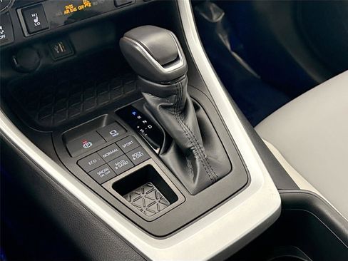 Certified 2025 Toyota RAV4 XLE Premium image 27