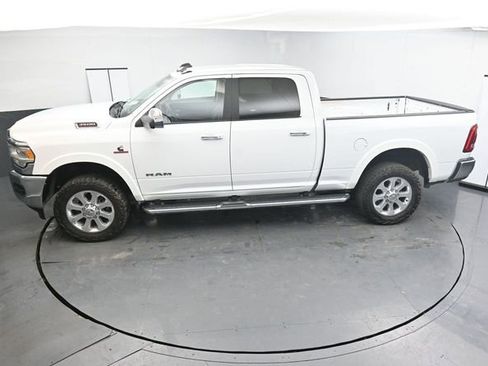 Used 2022 RAM 3500 Laramie image 19