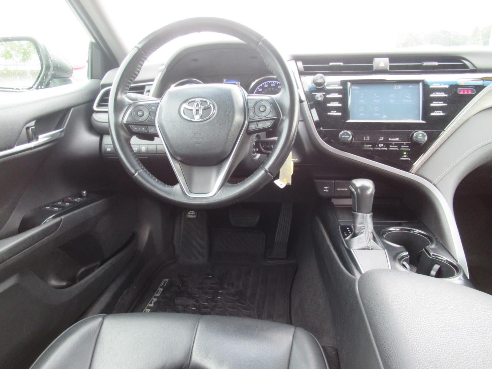 Used 2019 Toyota Camry SE FWD image 13