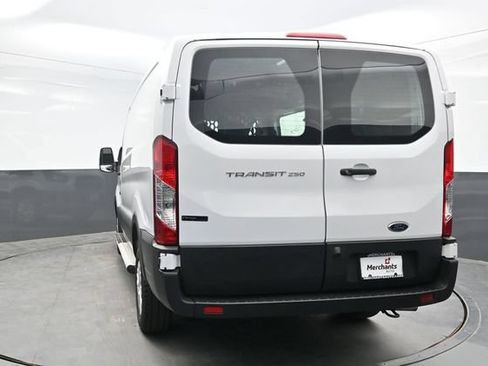 Used 2025 Ford Transit 250 Low Roof w/ Exterior Upgrade Package RWD image 5