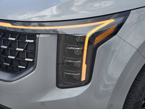 New 2026 Kia Carnival SX Prestige FWD image 6
