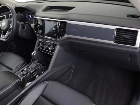 Certified 2023 Volkswagen Atlas SEL R-Line AWD/4WD image 20