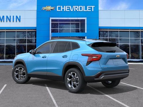 New 2026 Chevrolet Trax LT FWD image 4